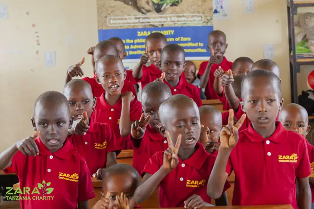 Isirwa school day, photo 10 of 66